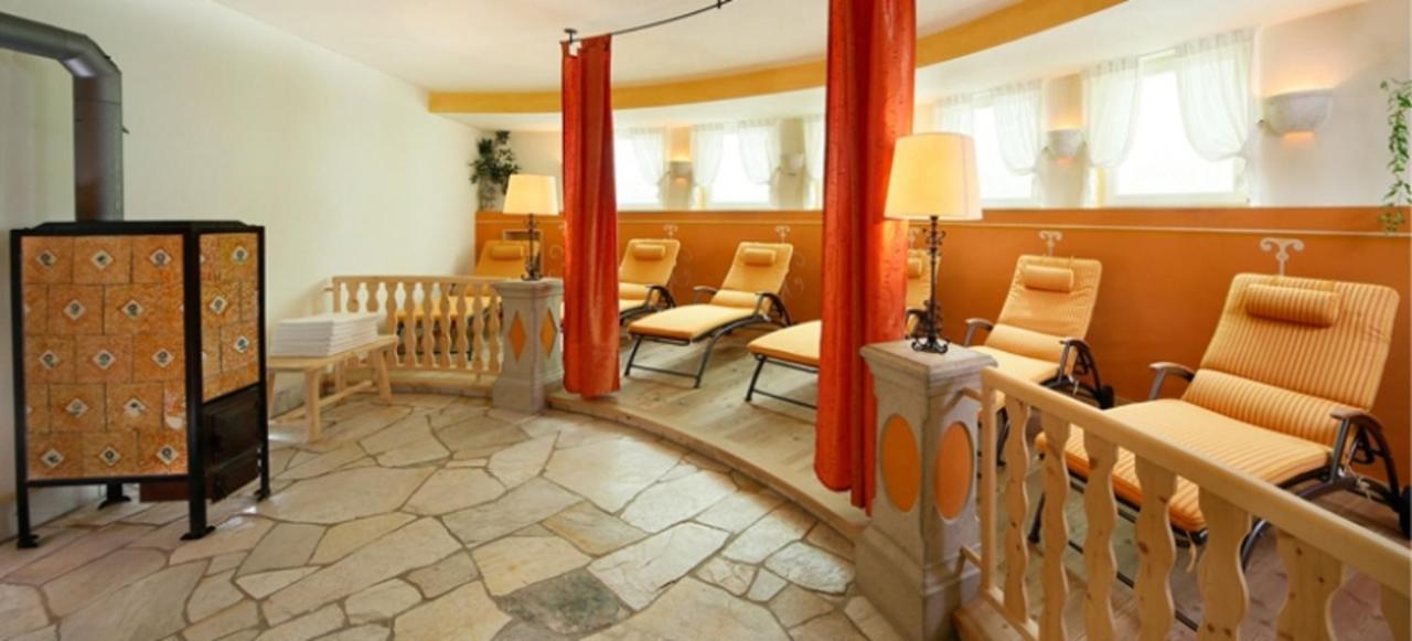 Turmchalet Braies  Exterior foto